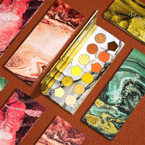 Deluxe and Waterproof Versatile Eyeshadow Palette