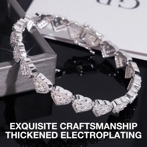 Heart-shaped Moissanite Bracelet and Necklace Set