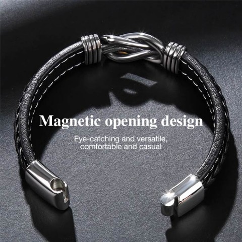 Magnetic twist bracelet