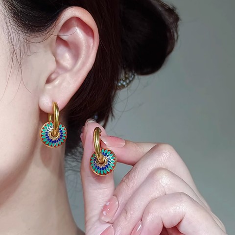 Enchanted Retro Earrings & Necklace