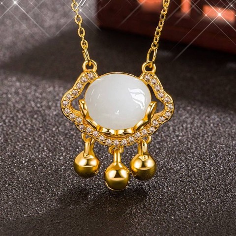 Xiangyun Pingan Lock Hetian Jade Jewelry Set