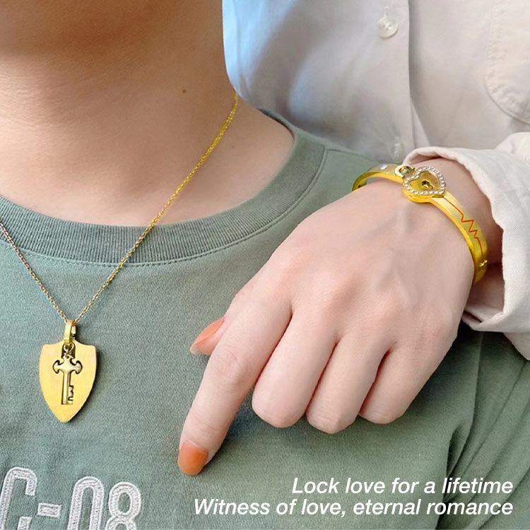 Marys Month promotions  - Two pcs Lock Bracelet and Key Necklace Projection Set -Give free jewelry box - Best gift for your boyfriend!