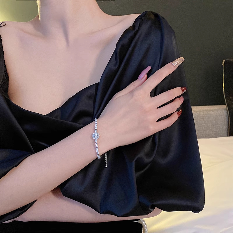 Sparkling Moissanite Bracelet - With premium gift box and GRA certificate. Adjustable chain length, 2 colors available